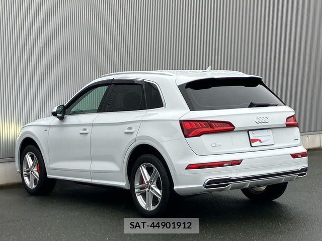 Audi Q5 2020-11 8827916-12