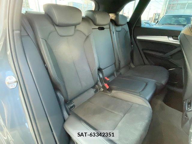 Audi Q5 2022-02 8878755-7