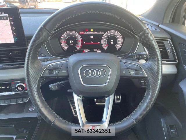 Audi Q5 2022-02 8878755-8