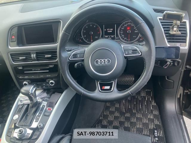 Audi Q5 2013-05 8883320-9