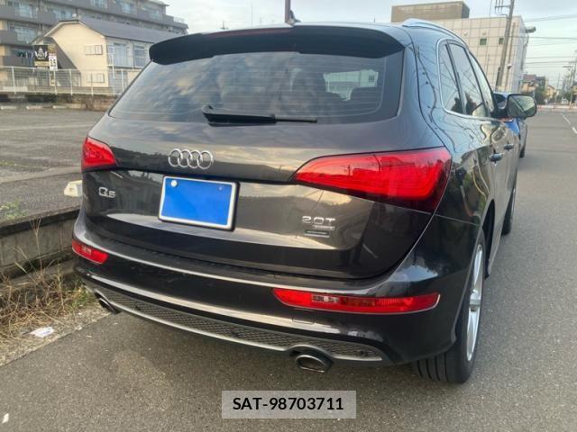 Audi Q5 2013-05 8883320-3