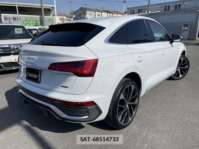 Audi Q5 2023-12 888588-2
