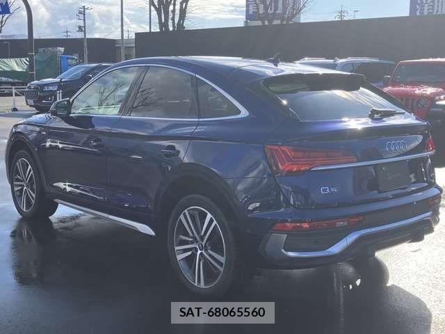 Audi Q5 2023-08 2246157-1
