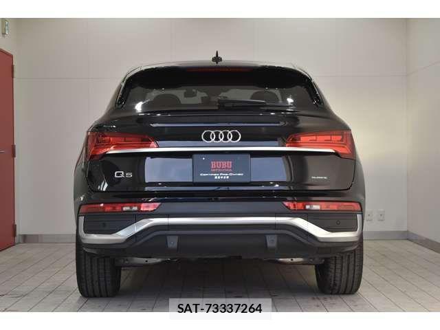 Audi Q5 2023-04 4138561-2