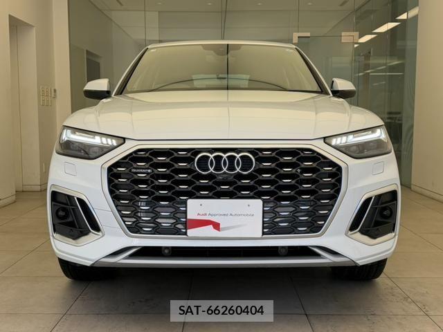 Audi Q5 2025-03 6009692-12