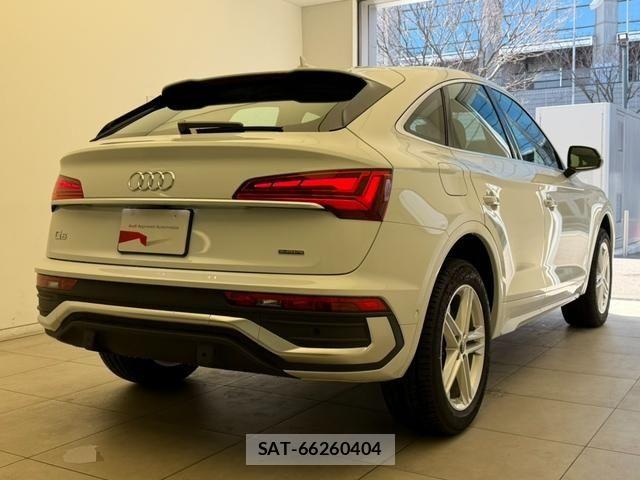 Audi Q5 2025-03 6009692-2
