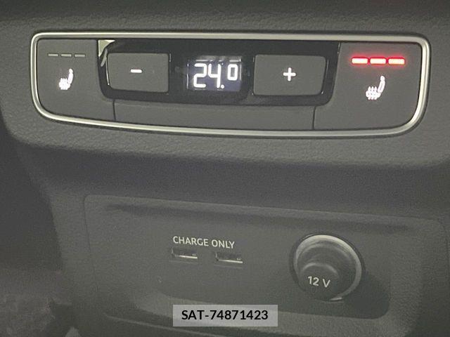 Audi Q5 2023-09 6302734-5