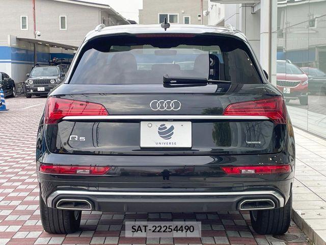 Audi Q5 2021-10 6495036-15