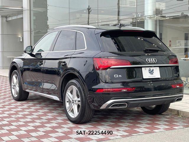 Audi Q5 2021-10 6495036-17