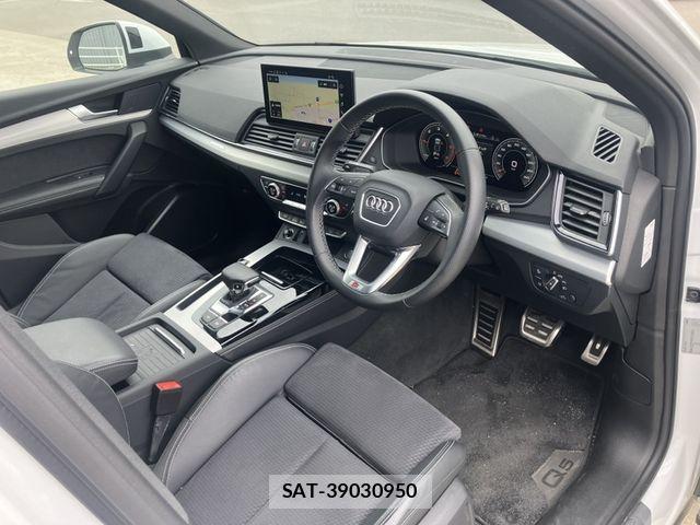 Audi Q5 2023-06 6495035-1