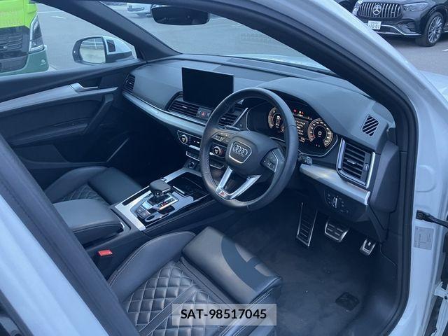 Audi Q5 2024-09 6675032-1