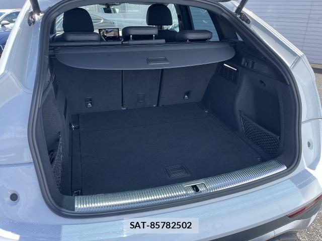 Audi Q5 2022-09 6715674-15
