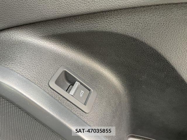 Audi Q5 2022-11 6813841-23