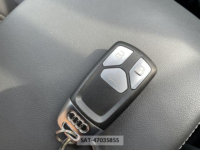 Audi Q5 2022-11 6813841-28