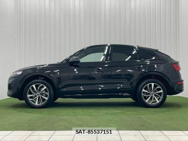 Audi Q5 2023-07 6813827-13