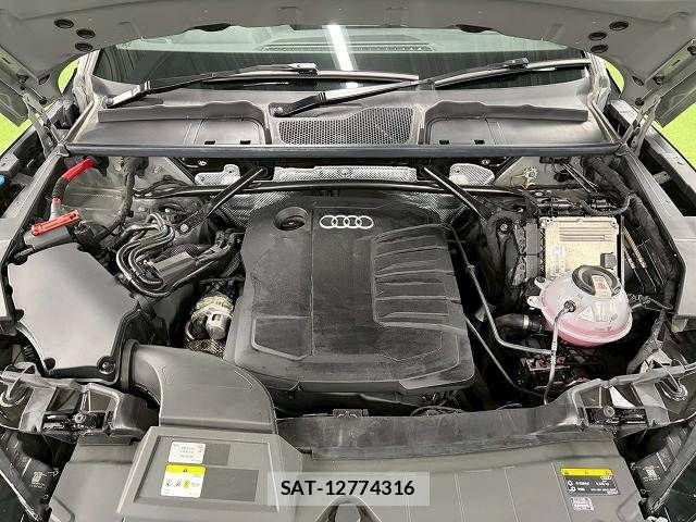 Audi Q5 2022-04 6813825-11