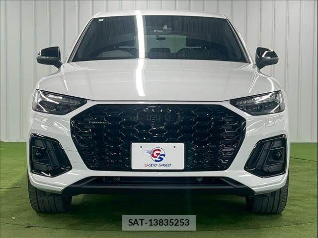 Audi Q5 2022-09 7020049-12