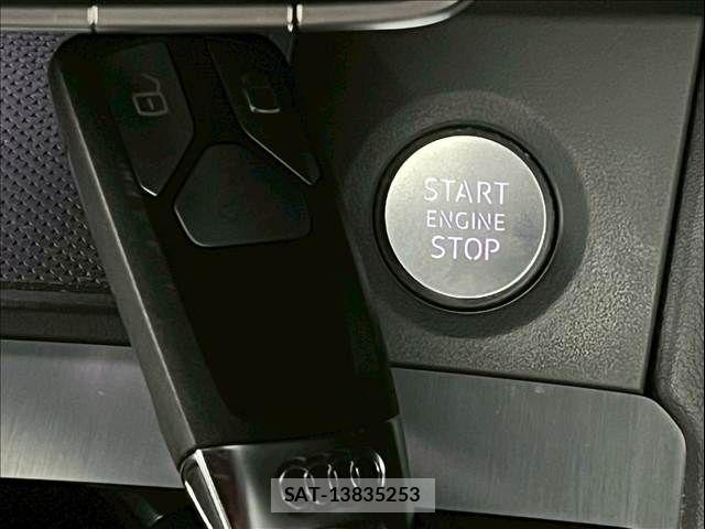 Audi Q5 2022-09 7020049-5