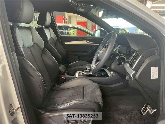 Audi Q5 2022-09 7020049-6