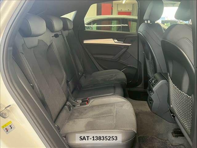 Audi Q5 2022-09 7020049-7