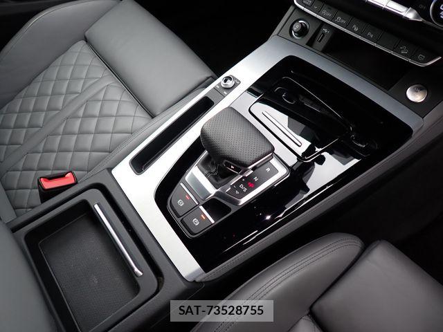 Audi Q5 2022-02 7215043-21
