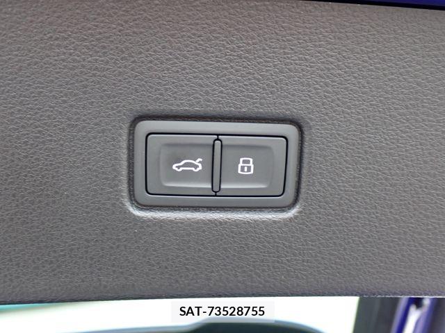 Audi Q5 2022-02 7215043-28