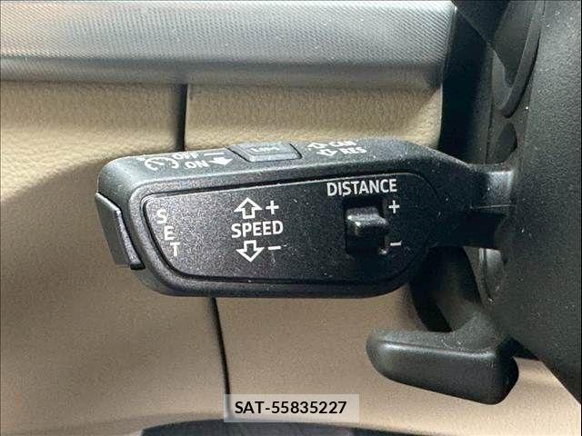 Audi Q5 2023-06 7249850-9
