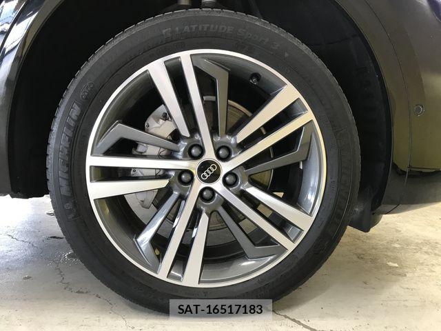 Audi Q5 2023-05 7356906-27