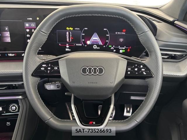 Audi Q5 2025-11 7356899-11