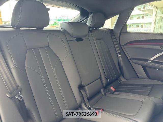 Audi Q5 2025-11 7356899-4