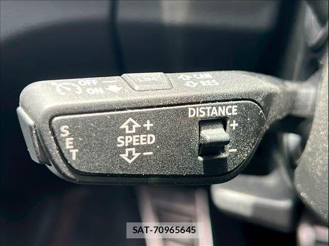 Audi Q5 2022-06 7356897-10