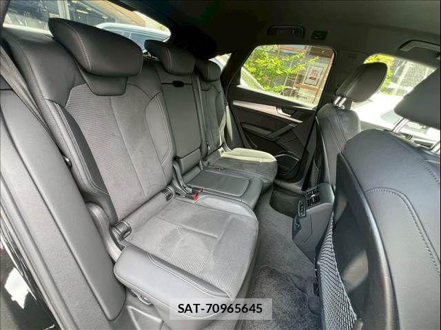 Audi Q5 2022-06 7356897-6