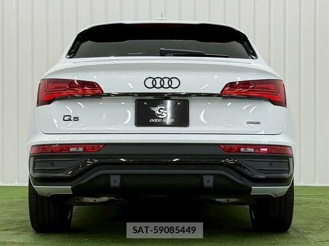 Audi Q5 2022-03 7356900-12