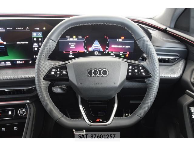 Audi Q5 2025-09 7391405-11