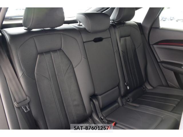 Audi Q5 2025-09 7391405-4