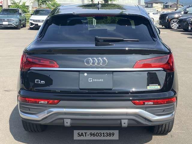 Audi Q5 2023-03 7499613-5