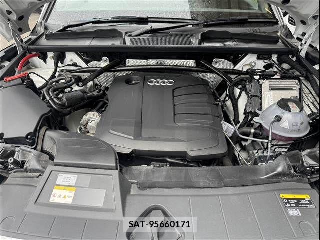 Audi Q5 2023-09 7499612-11