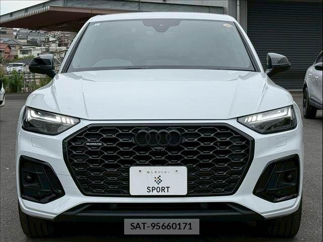 Audi Q5 2023-09 7499612-12