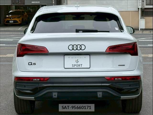 Audi Q5 2023-09 7499612-13