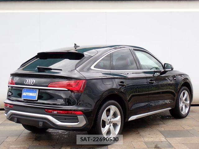 Audi Q5 2022-09 7615090-2