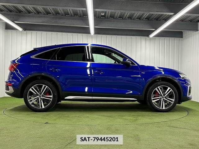 Audi Q5 2021-10 7720994-14