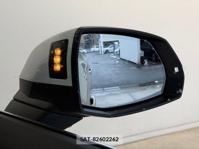 Audi Q5 2023-11 7720995-13