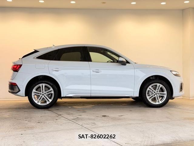 Audi Q5 2023-11 7720995-16