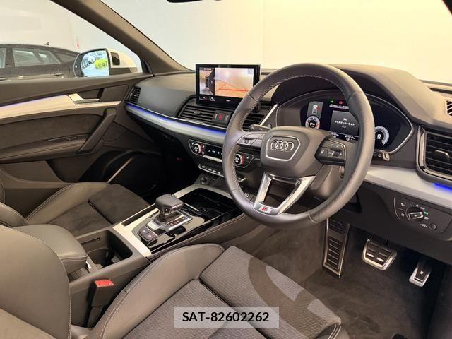Audi Q5 2023-11 7720995-1
