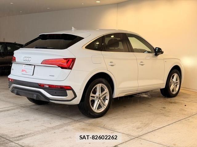 Audi Q5 2023-11 7720995-2