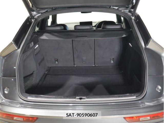 Audi Q5 2022-01 7782733-8