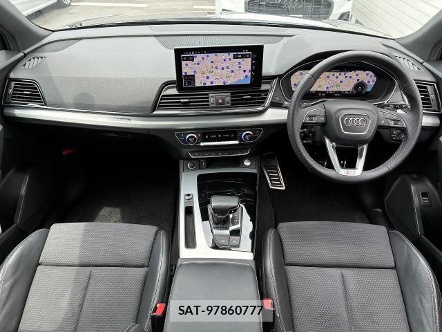 Audi Q5 2021-10 7902274-1