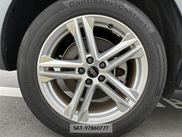 Audi Q5 2021-10 7902274-23