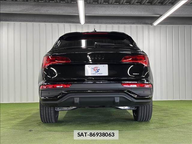 Audi Q5 2023-03 7960569-13