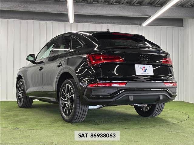 Audi Q5 2023-03 7960569-16